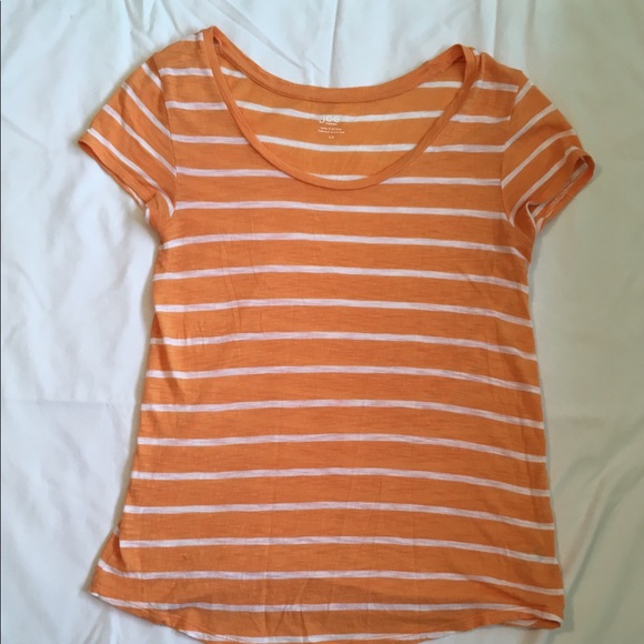 Casual Tee - Picture 2 of 6